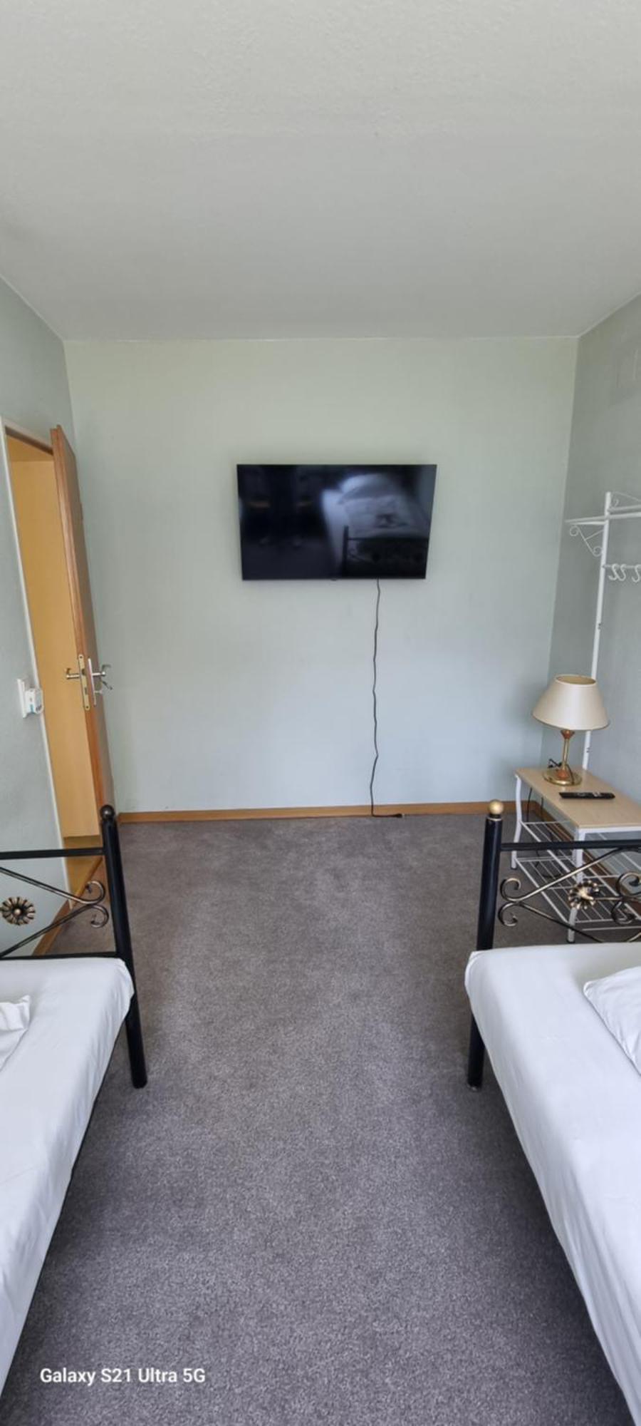 Lohfelden Bookiing Bungalow Kassel מראה חיצוני תמונה
